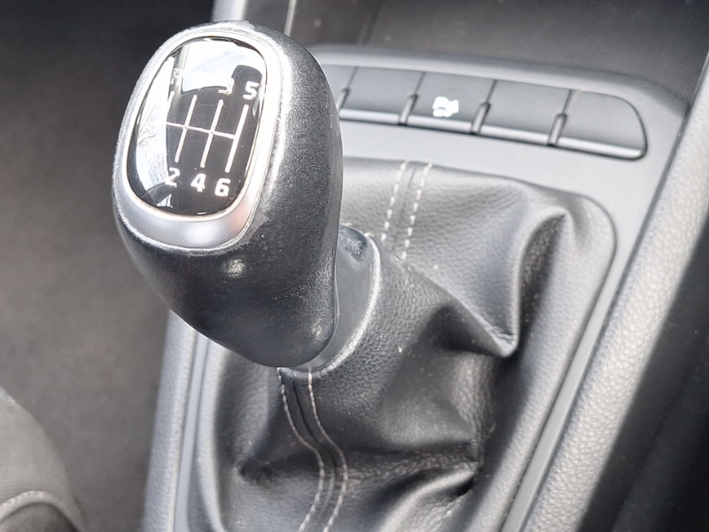 Used Kia Stonic 2021 for sale - 78183913: Photo 15