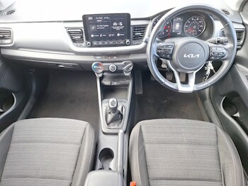 Used Kia Stonic 2021 for sale - 78183913: Photo