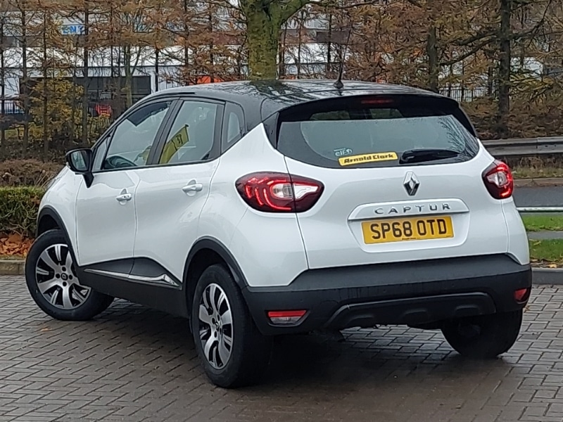 Used Renault Captur 2018 for sale - 76478771: Photo 3