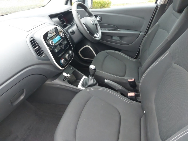 Used Renault Captur 2018 for sale - 76478771: Photo 5