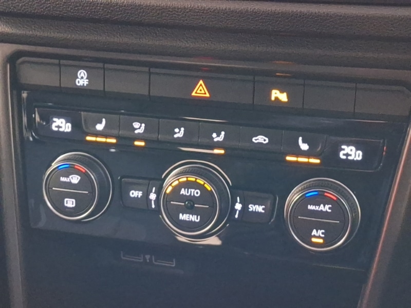 Used Volkswagen T-Roc 2019 for sale - 76932504: Photo 14