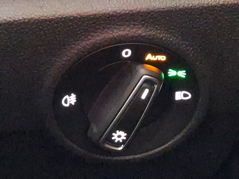 Used Volkswagen T-Roc 2019 for sale - 76932504: Photo 18