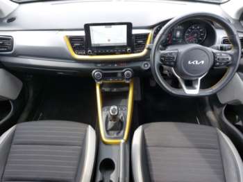 Used Kia Stonic 2023 for sale - 74793339: Photo