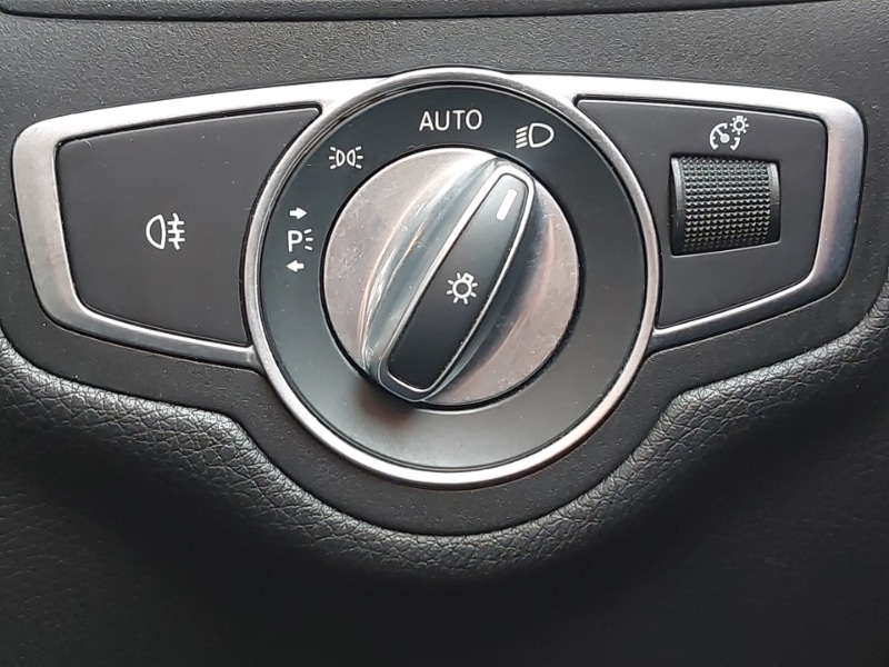 Used Mercedes-Benz GLC 2020 for sale - 76325749: Photo 19