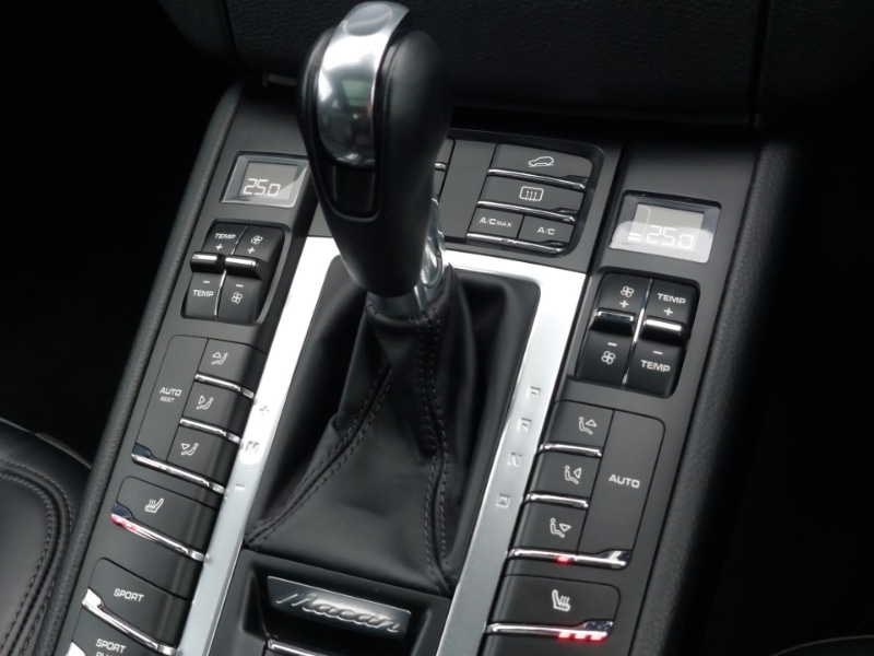 Used Porsche Macan 2018 for sale - 76566833: Photo 17