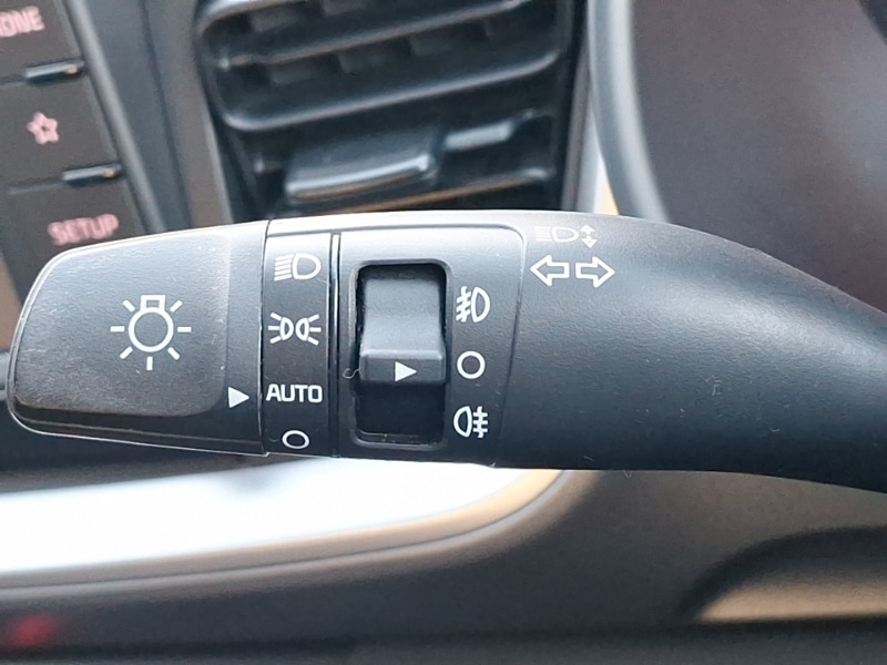 Used Kia Stonic 2020 for sale - 76696090: Photo 19