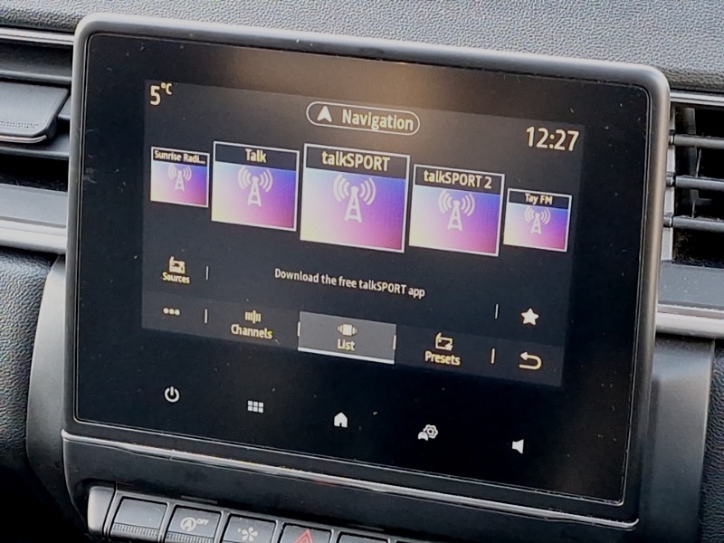 Used Renault Captur 2024 for sale - 76661686: Photo 12