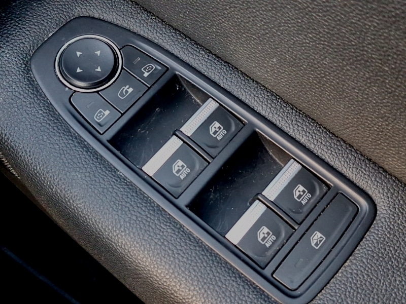 Used Renault Captur 2024 for sale - 76661686: Photo 18