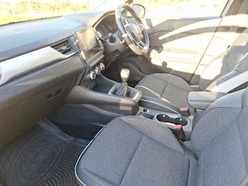 Used Renault Captur 2024 for sale - 76661686: Photo