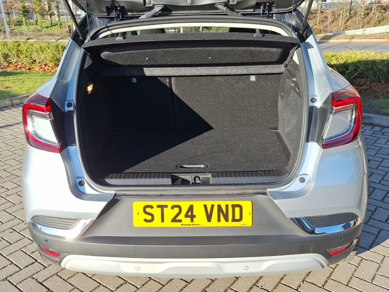 Used Renault Captur 2024 for sale - 76661686: Photo 8