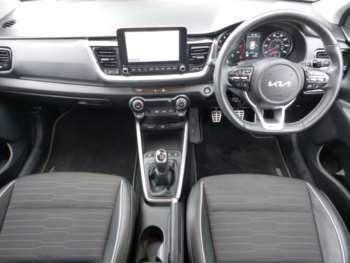 Used Kia Stonic 2023 for sale - 74908010: Photo