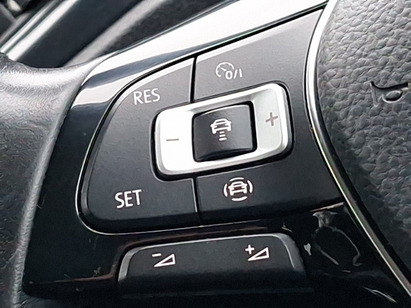 Used Volkswagen T-Roc 2019 for sale - 77669870: Photo 19