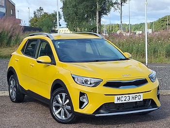 Used Kia Stonic 2023 for sale - 79557699: Photo