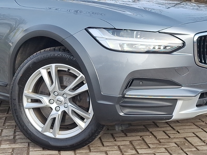 Used Volvo V90 2018 for sale - 77761120: Photo 9