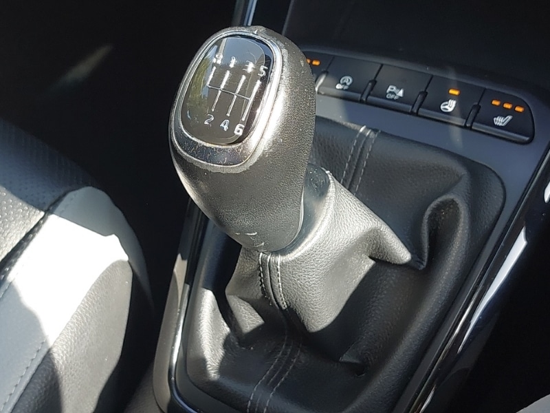 Used Kia Stonic 2019 for sale - 76160414: Photo 17