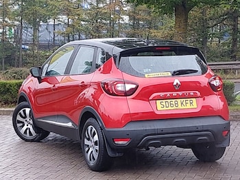 Used Renault Captur 2018 for sale - 75775749: Photo