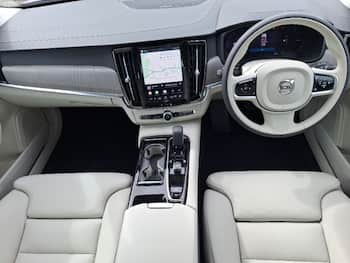Used Volvo V90 2025 for sale - 79707165: Photo