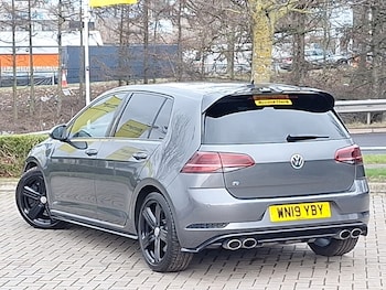 Used Volkswagen Golf 2019 for sale - 77761123: Photo