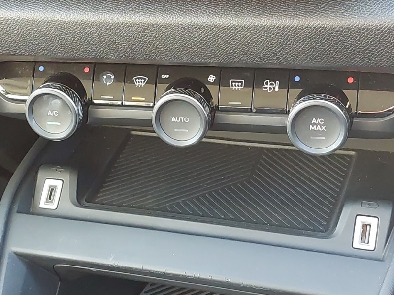 Used Citroen C4 2022 for sale - 76403677: Photo 15