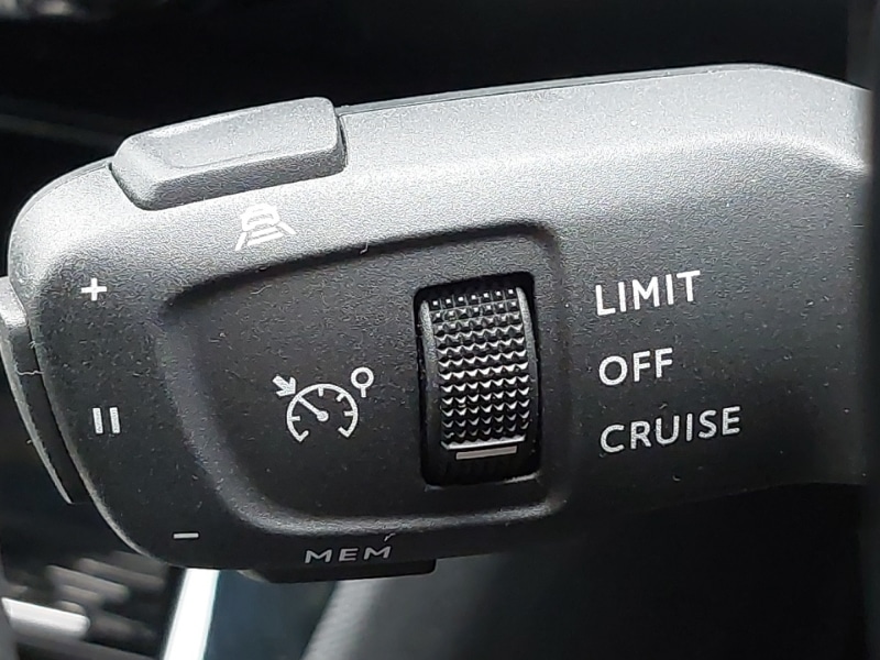 Used Peugeot 2008 2022 for sale - 76331676: Photo 18