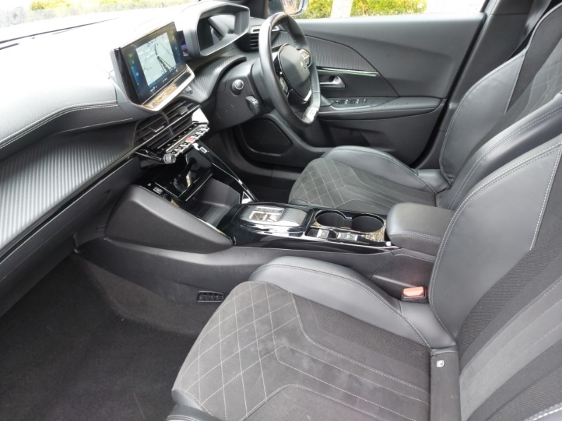 Used Peugeot 2008 2022 for sale - 76331676: Photo 5