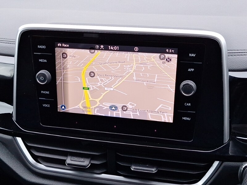 Used Volkswagen T-Roc 2022 for sale - 77678533: Photo 10