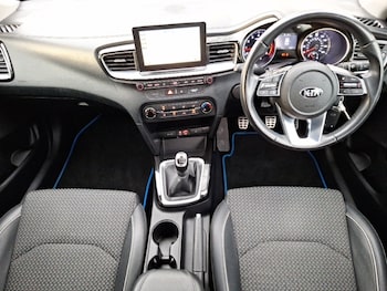 Used Kia Ceed 2019 for sale - 76779719: Photo