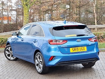 Used Kia Ceed 2019 for sale - 76779719: Photo