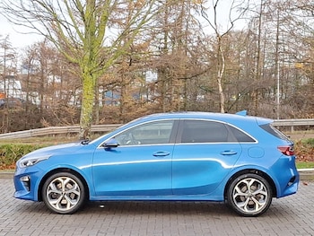 Used Kia Ceed 2019 for sale - 76779719: Photo