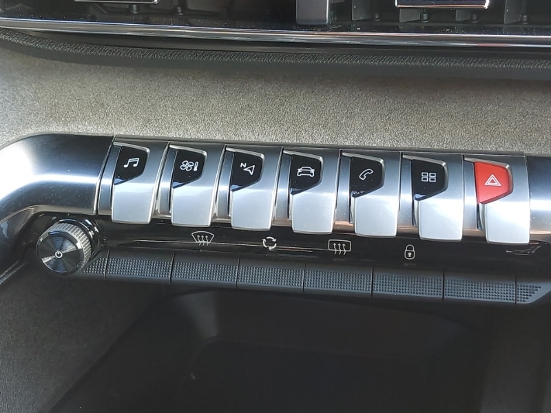 Used Peugeot 3008 2023 for sale - 77062496: Photo 19