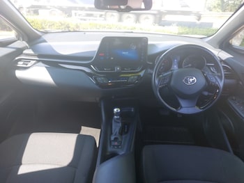 Used Toyota C-HR 2019 for sale - 75197747: Photo