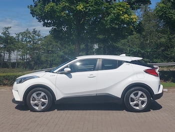 Used Toyota C-HR 2019 for sale - 75197747: Photo