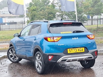 Used Kia Stonic 2024 for sale - 79420438: Photo