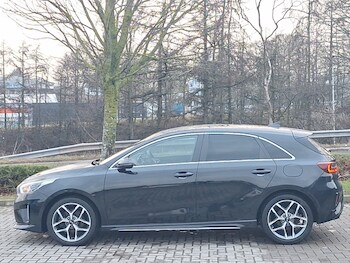 Used Kia Ceed 2021 for sale - 77318800: Photo