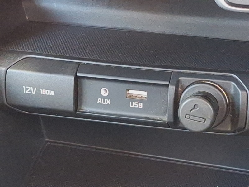 Used Kia Stonic 2020 for sale - 76970531: Photo 14