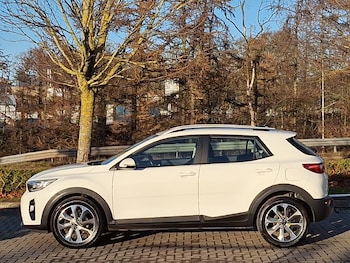 Used Kia Stonic 2020 for sale - 76970531: Photo