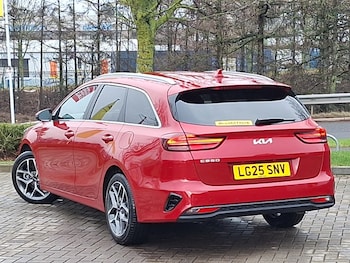 Used Kia Ceed 2025 for sale - 77491689: Photo