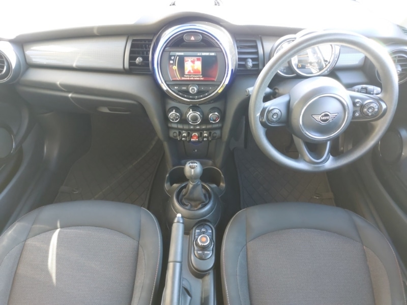 Used MINI Cooper 2019 for sale - 76238333: Photo 2