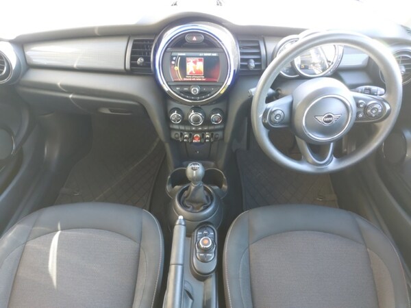 Used MINI Cooper 2019 for sale - 76238333: Photo 2