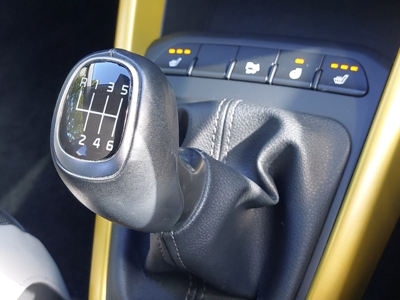 Used Kia Stonic 2023 for sale - 76958986: Photo 16