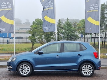 Used Volkswagen Polo 2015 for sale - 79513744: Photo
