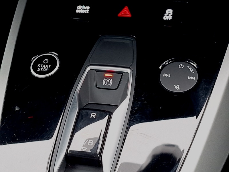 Used Audi Q4 e-tron 2023 for sale - 78093918: Photo 15