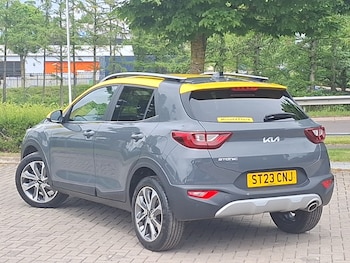 Used Kia Stonic 2023 for sale - 78730278: Photo