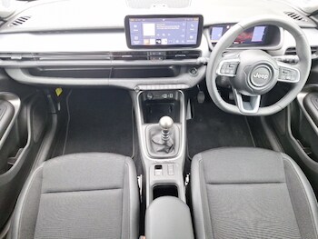 Used Jeep Avenger 2024 for sale - 78735331: Photo