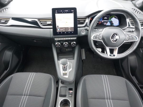 Used Renault Captur 2023 for sale - 76204832: Photo 2