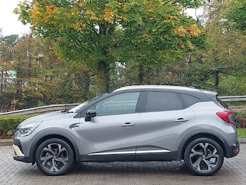 Used Renault Captur 2023 for sale - 76204832: Photo 4