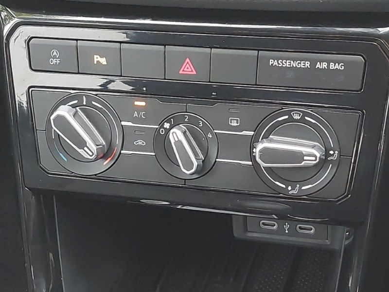 Used Volkswagen T-Cross 2025 for sale - 76964061: Photo 14