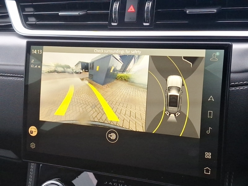 Used Jaguar F-Pace 2023 for sale - 77338251: Photo 11