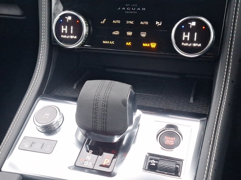 Used Jaguar F-Pace 2023 for sale - 77338251: Photo 15