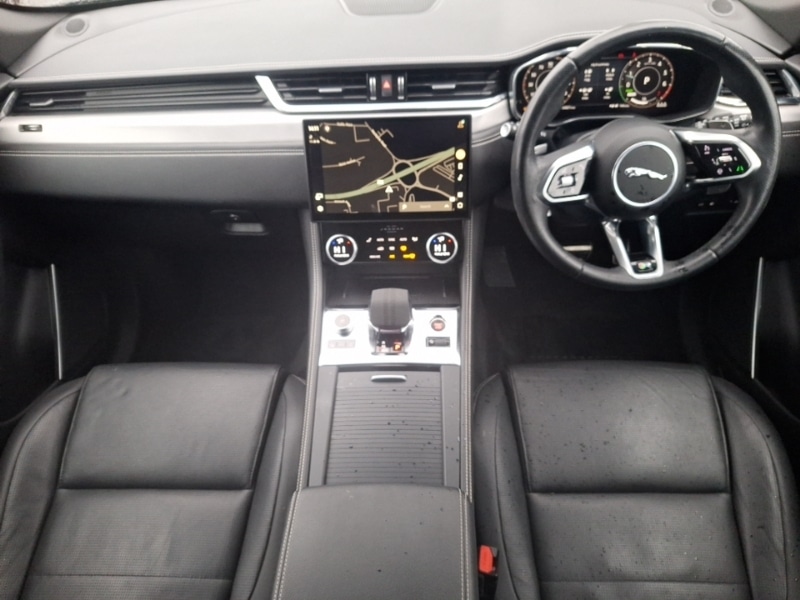 Used Jaguar F-Pace 2023 for sale - 77338251: Photo 2